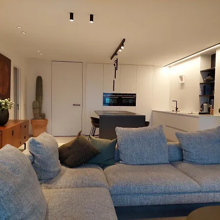 Prachtig App Met Schitterend Zicht Op Het Park Apartment *